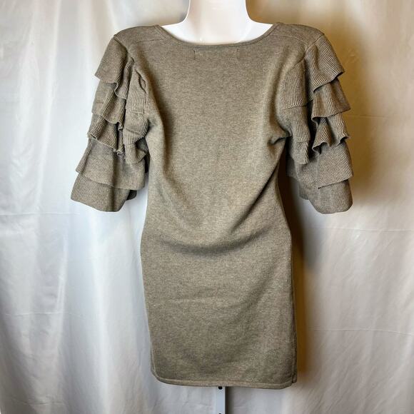 Spring & Clifton Women’s Tiered Ruffle Sleeve Sweater Dress Cashmere Silk Luxury - Picture 2 of 6